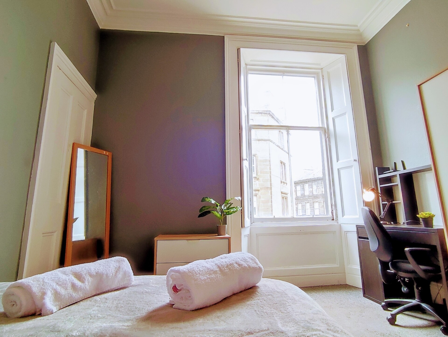 Lovely Festival Flat 7 Click And Rent