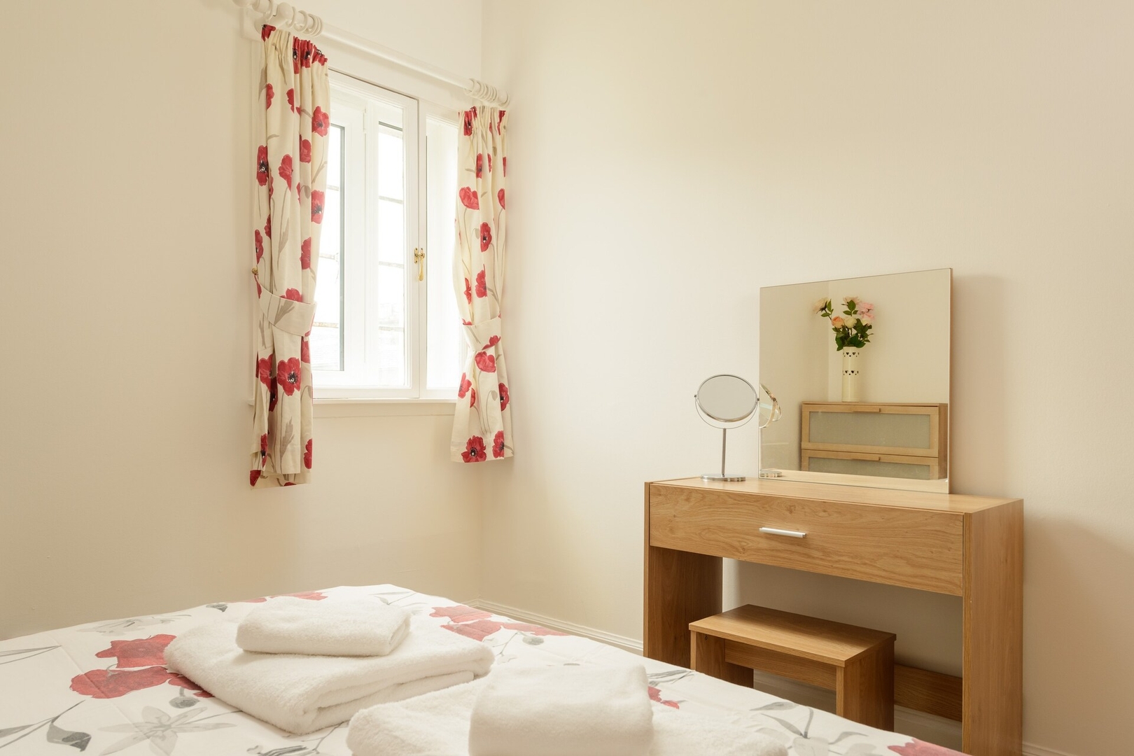 Historic Apartment in Old Town 5 Click And Rent