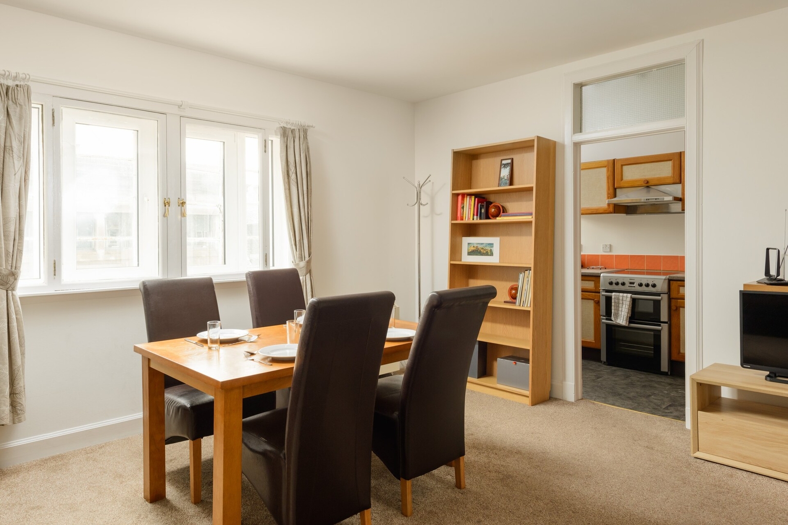 Historic Apartment in Old Town 6 Click And Rent
