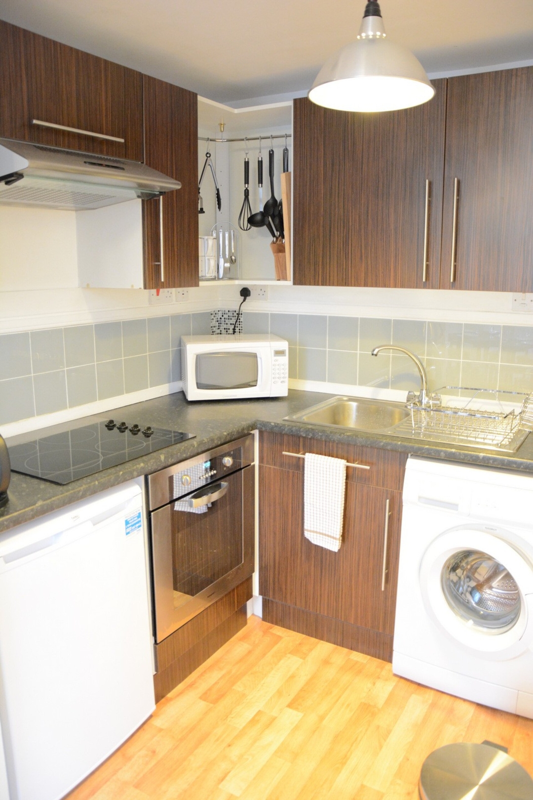 Castleview and Secret Garden Studio 13 Click And Rent