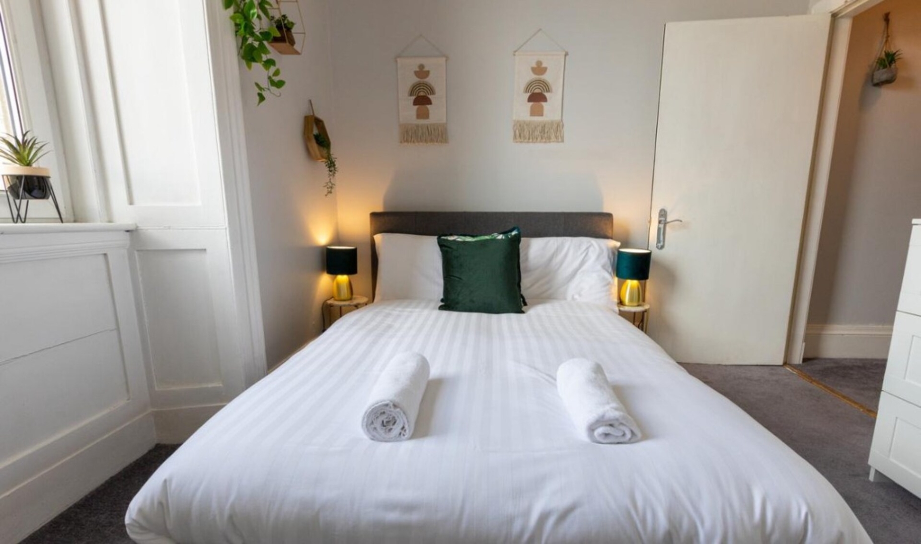 Edinburgh Festival Escape 31 Click And Rent