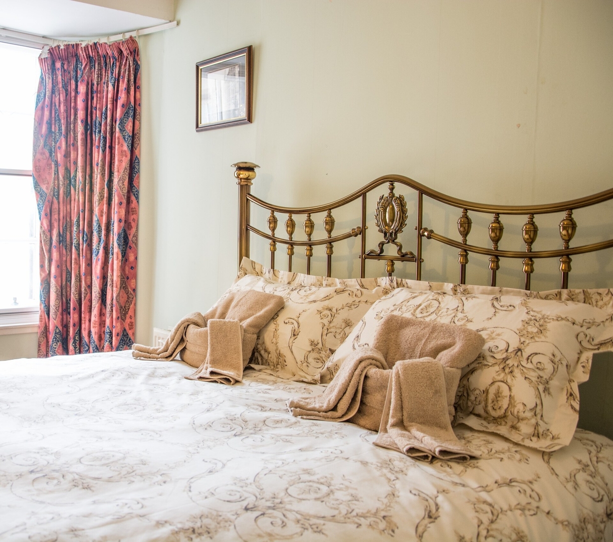Lovely Flat at the Heart of The Royal Mile 2 Click And Rent