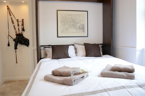Castleview and Secret Garden Studio 6 Click And Rent