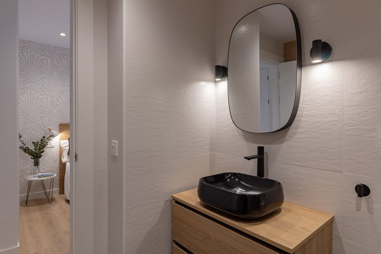 AH Room4you Oviedo by Asturias Holidays VUT3026AS 28 Asturias Holidays