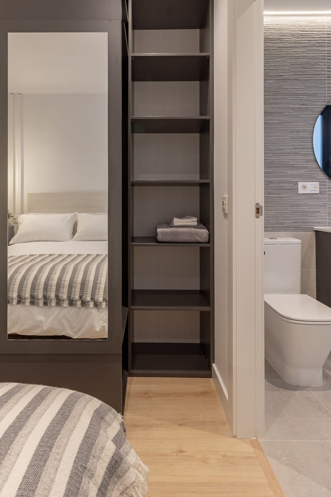 AH Room4you Oviedo by Asturias Holidays VUT3026AS 55 Asturias Holidays