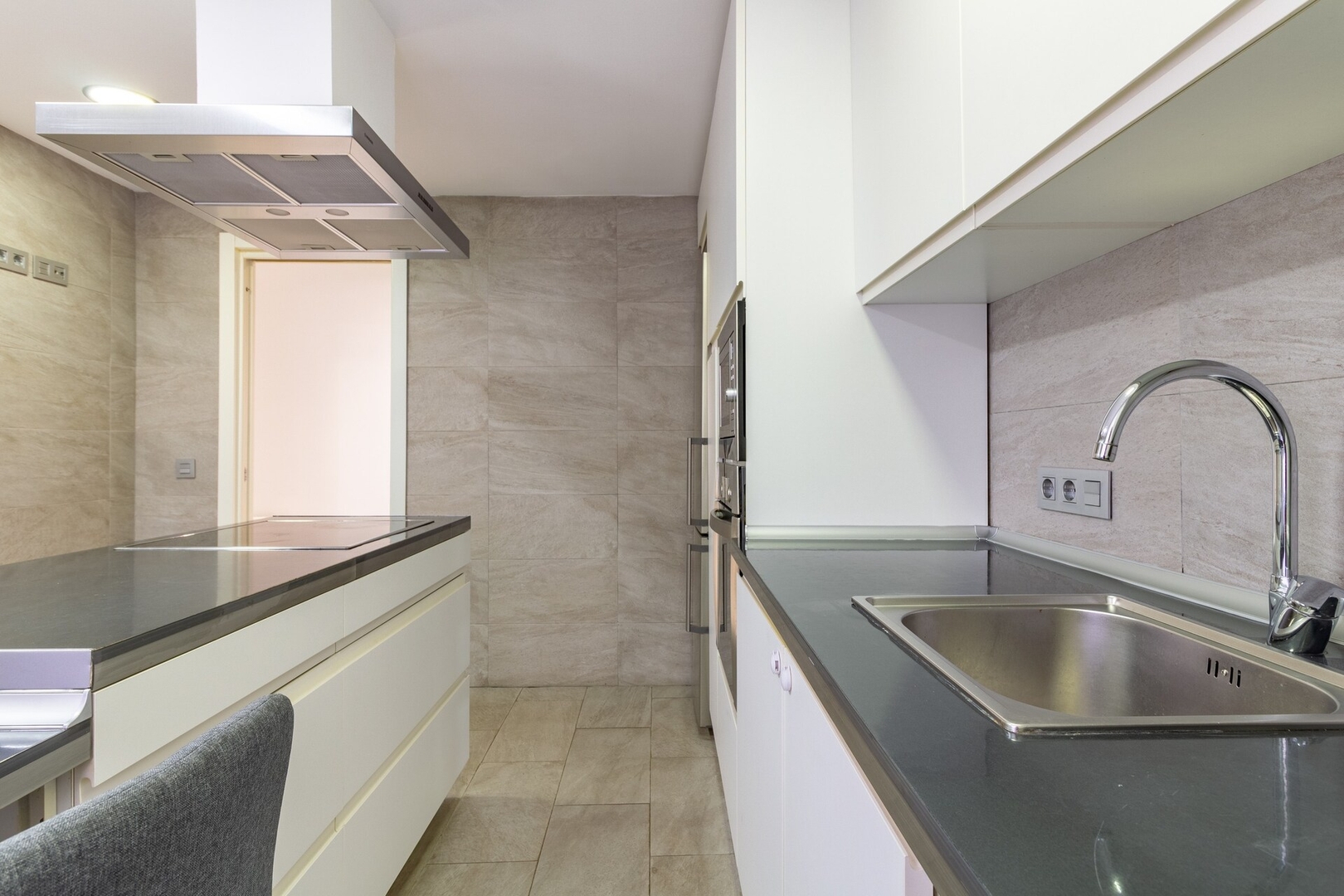 AH King Size Apartment VUT5461AS 27 Asturias Holidays