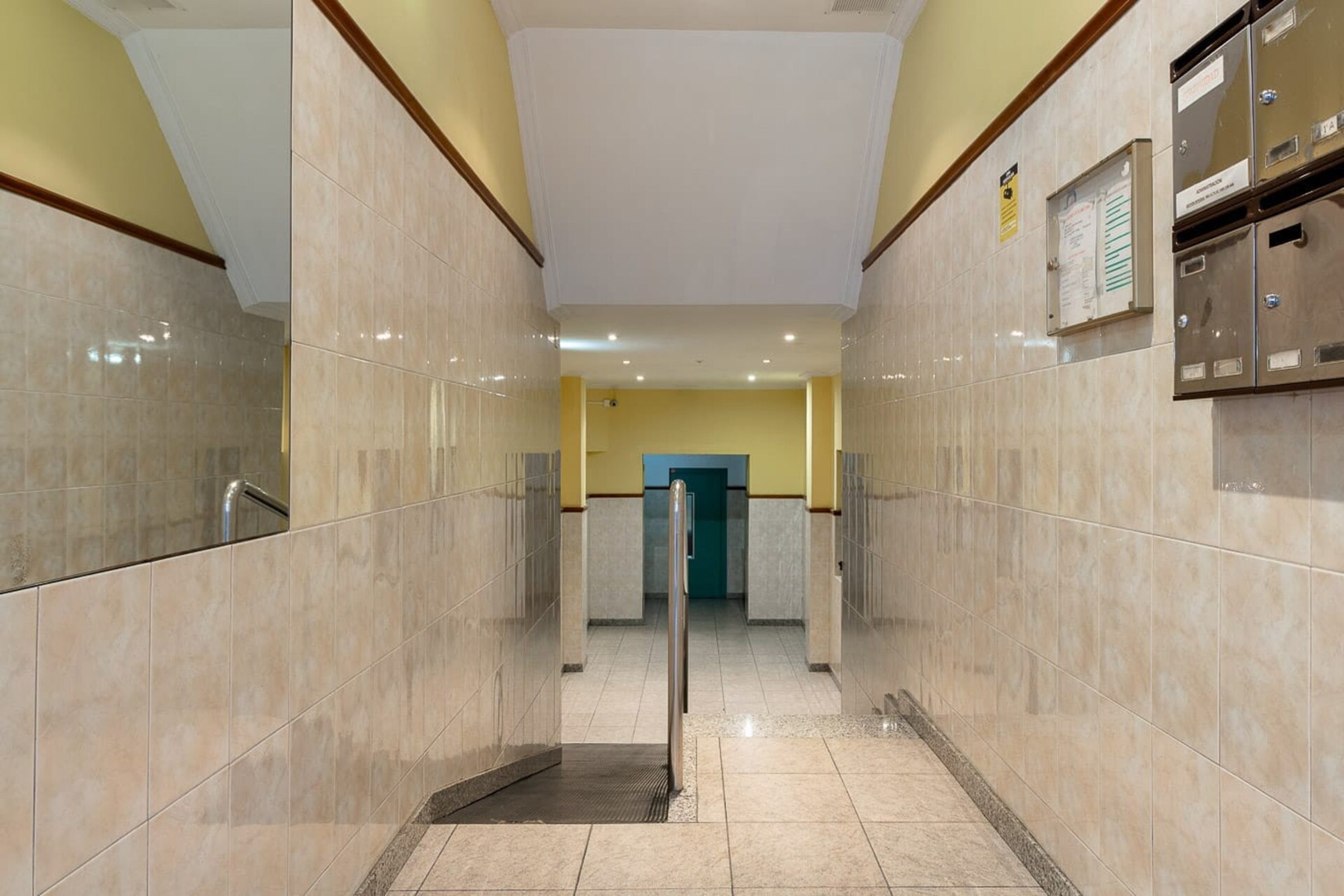 AH Room4you Oviedo by Asturias Holidays VUT3026AS 19 Asturias Holidays