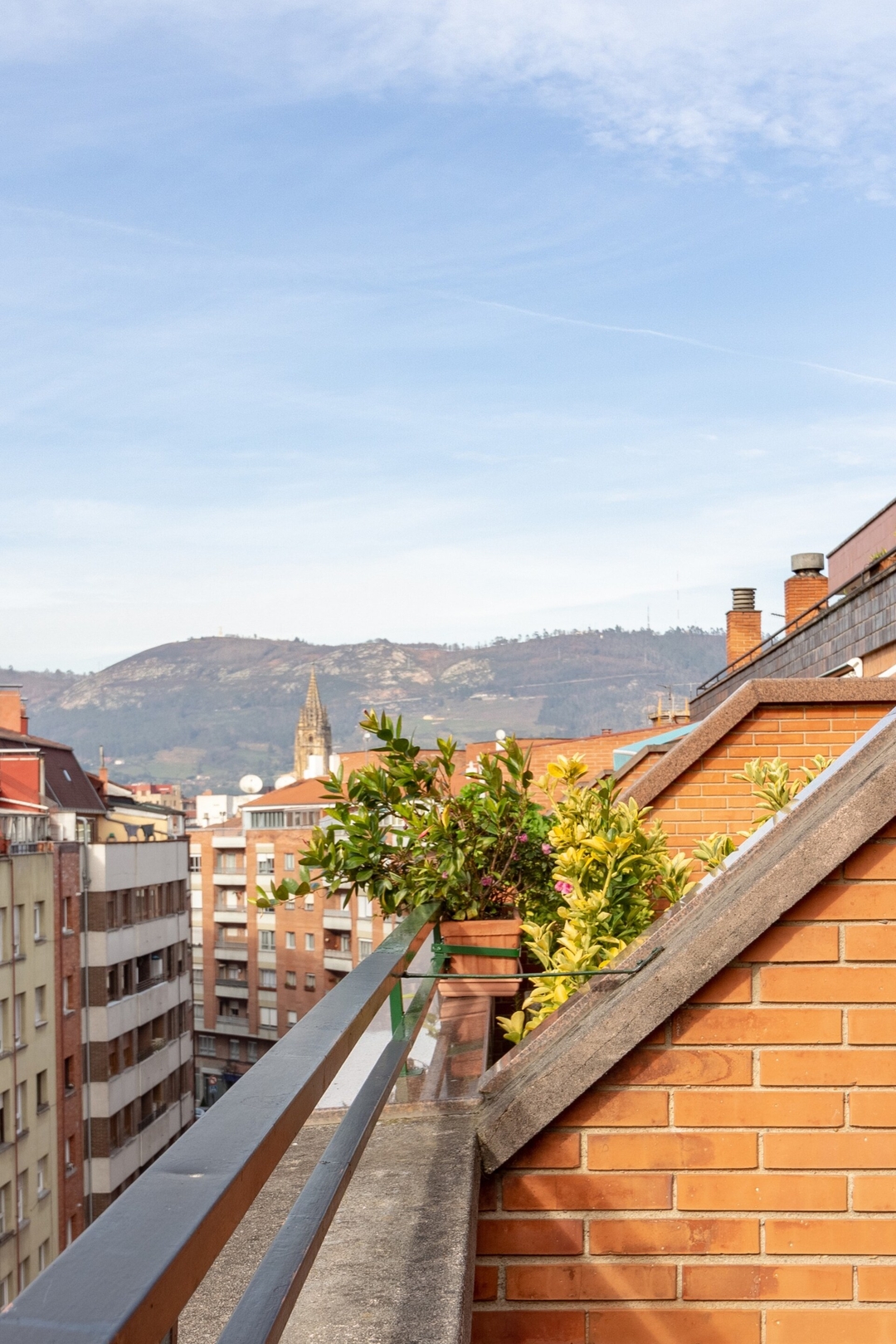 Cathedral View Apartment · Oviedo 2 Asturias Holidays