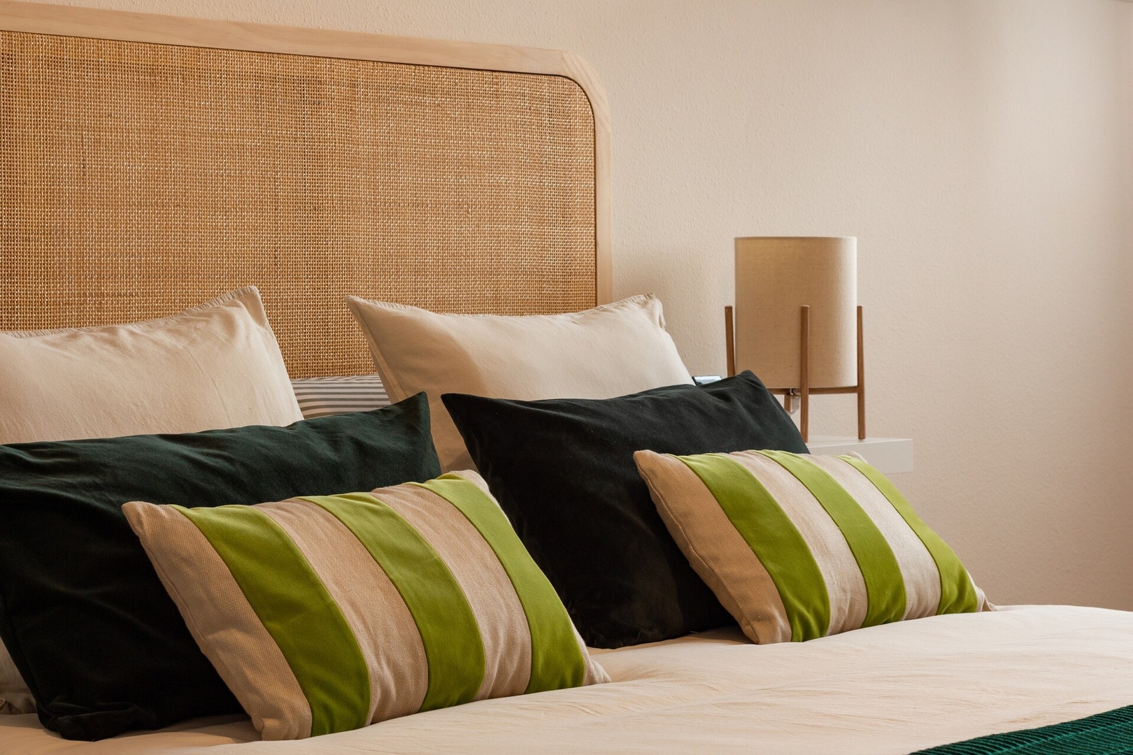 AH Delux3Rooms Campus Milán · VUT-6519-AS 23 Asturias Holidays