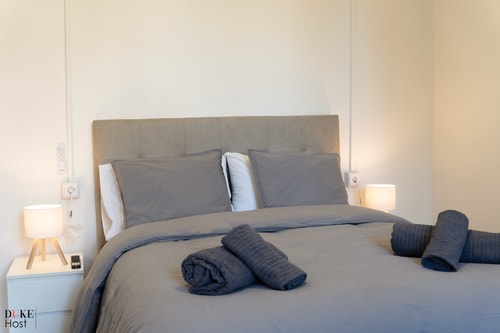 Malasaña Urban Rooms - Exterior Private Single Room