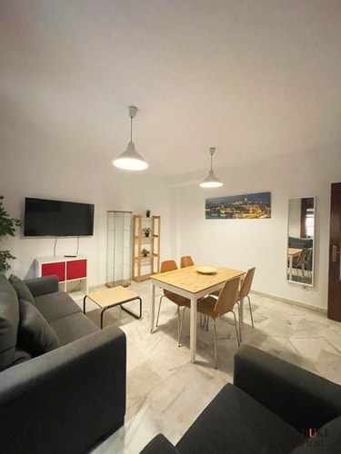 Alameda Apartments - Bajo