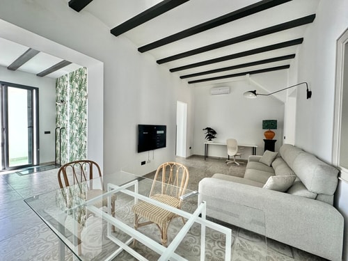 Piso Nuevo Reformado | Patio Privado | 4p