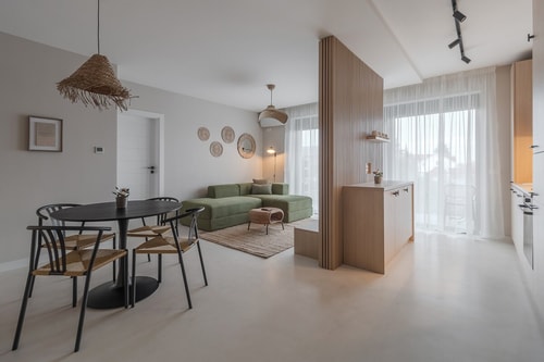 Hill View Eleven FlatWhite Properties