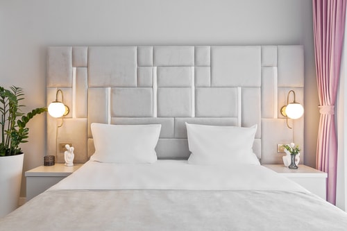 Andreea Studio FlatWhite Properties