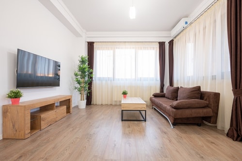 Tei 18, Two Bedrooms in City Centre near Aquapark FlatWhite Properties