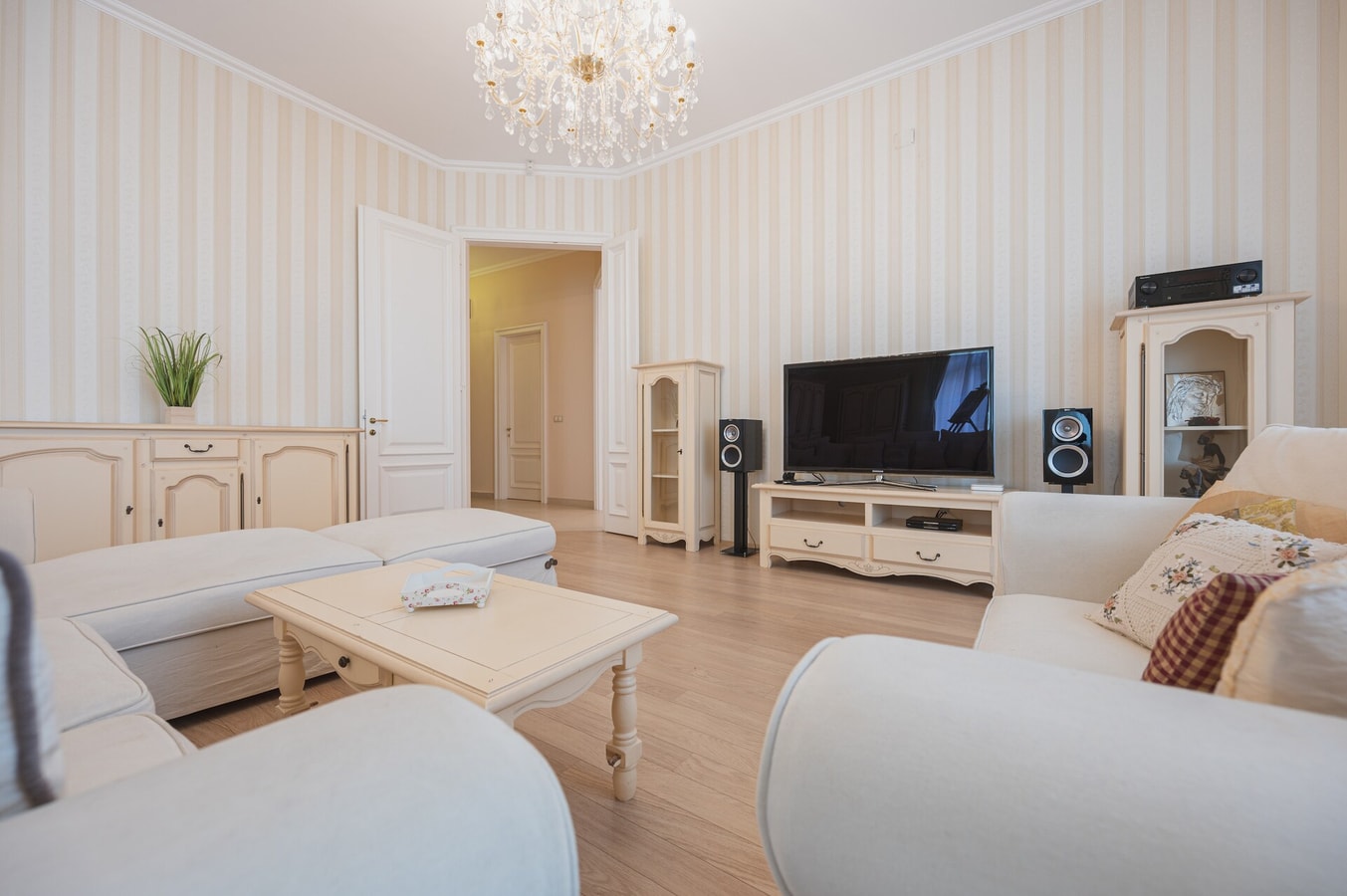 Black Eagle Loft 5 FlatWhite Properties