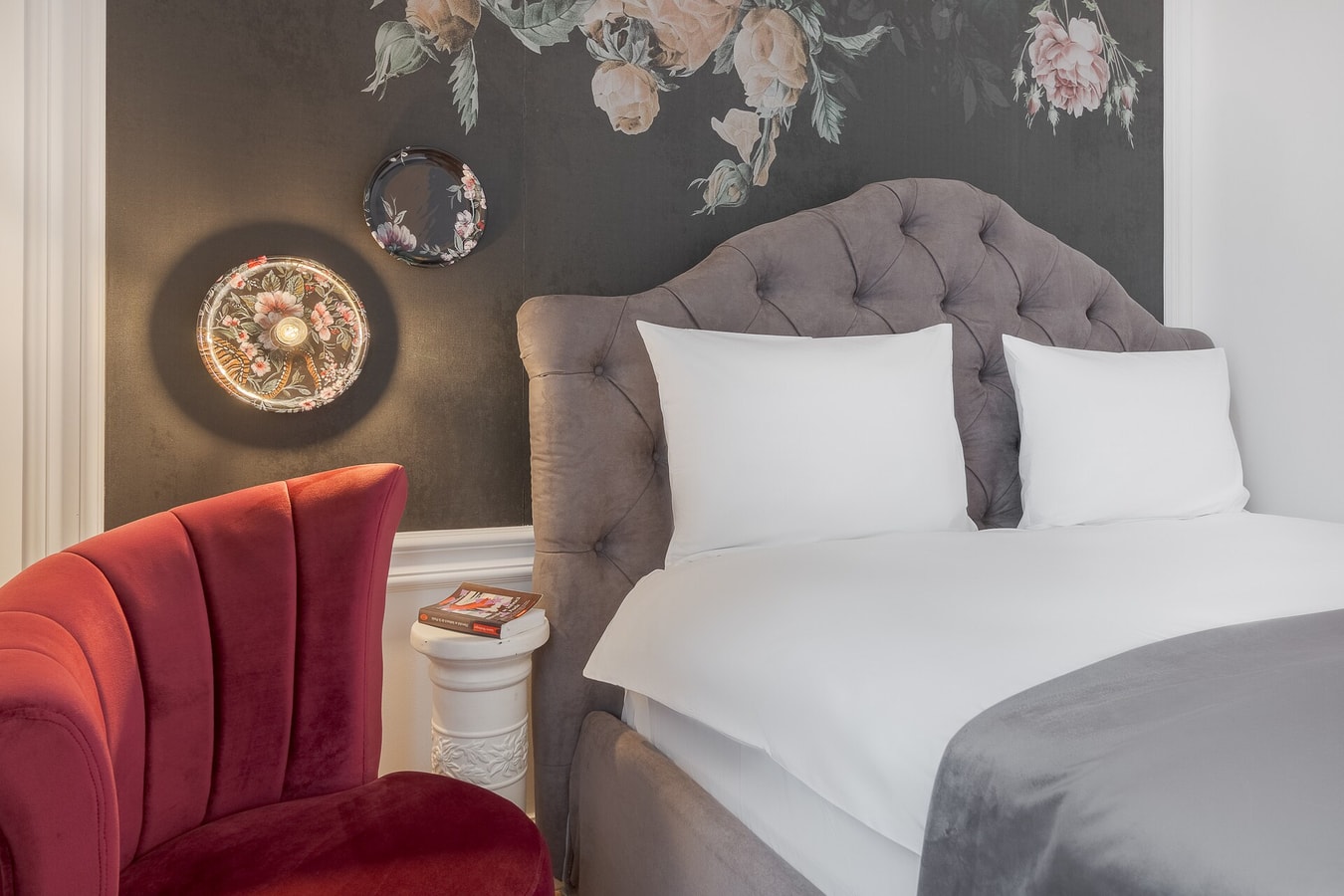 Arta Residence Four 11 FlatWhite Properties