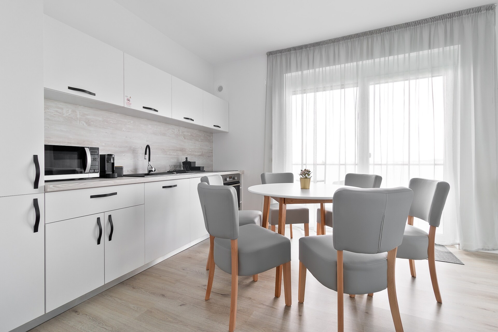 Atena Flat, two bedroom 16 FlatWhite Properties