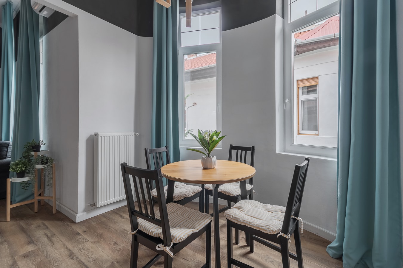 Republicii Escape 11 FlatWhite Properties