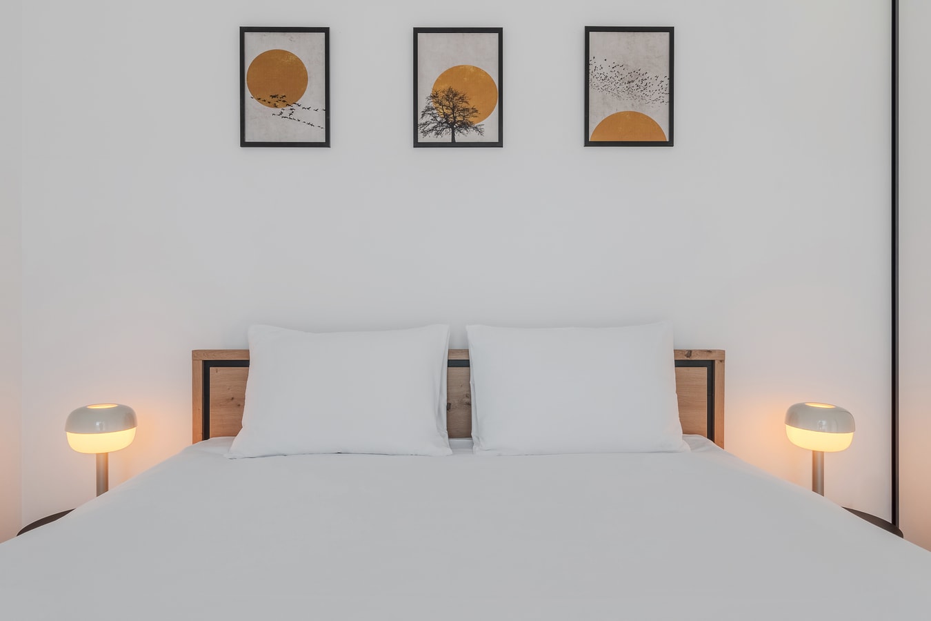Oak Flat | 2BR, 2BA & Private Parking 11 FlatWhite Properties