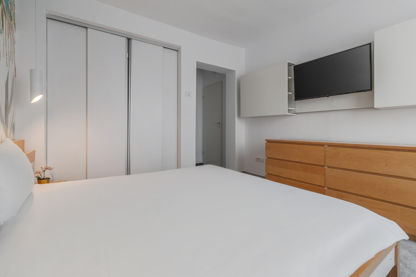 Citadel Hideaway 9 FlatWhite Properties