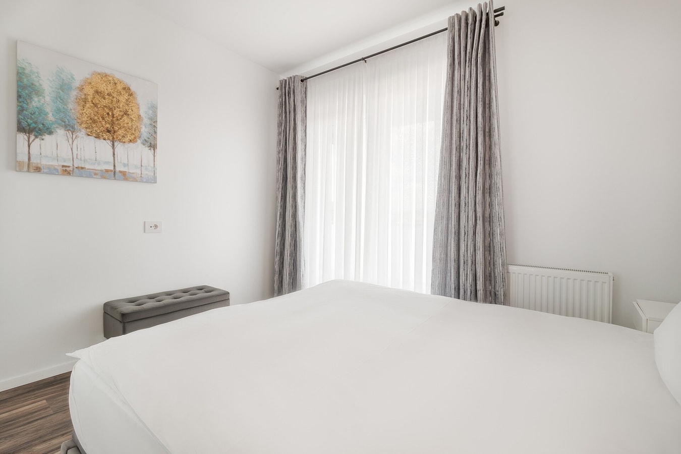 Palm Spring 13 FlatWhite Properties