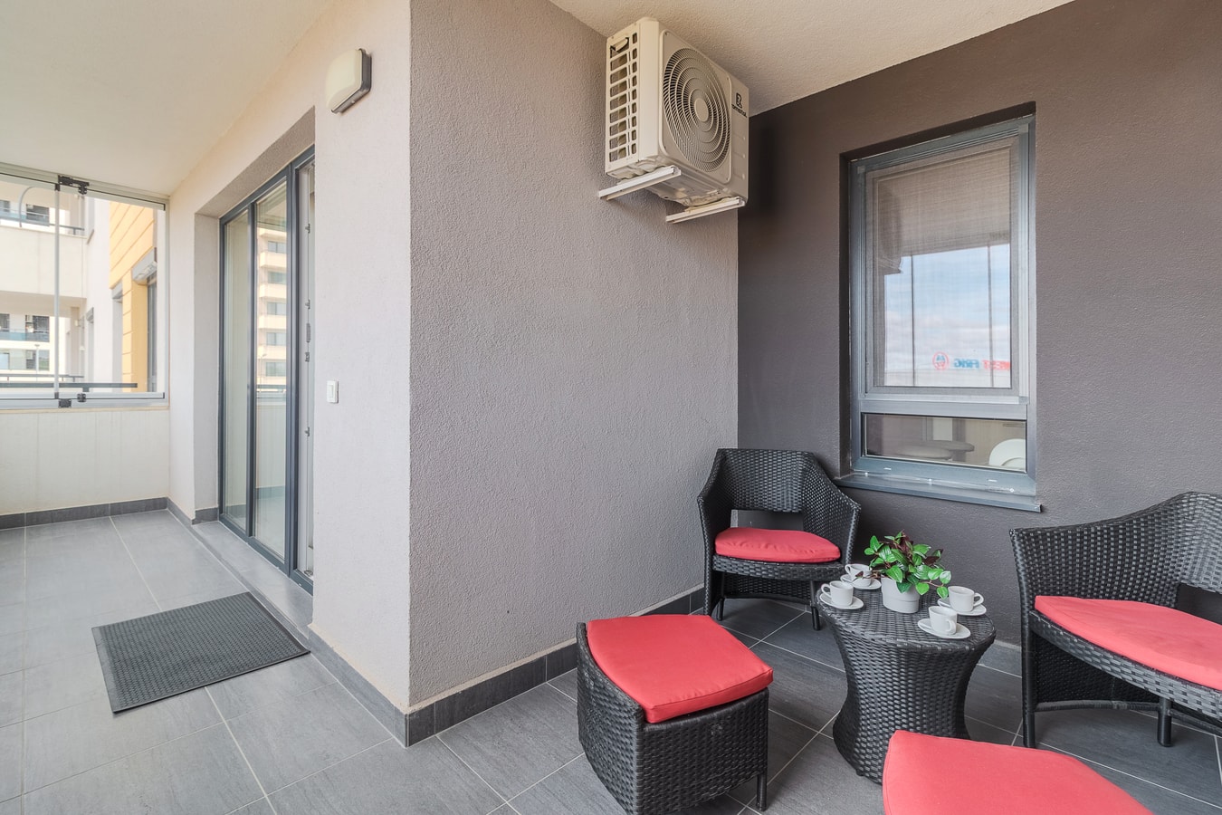 Moku Vibes 24 FlatWhite Properties