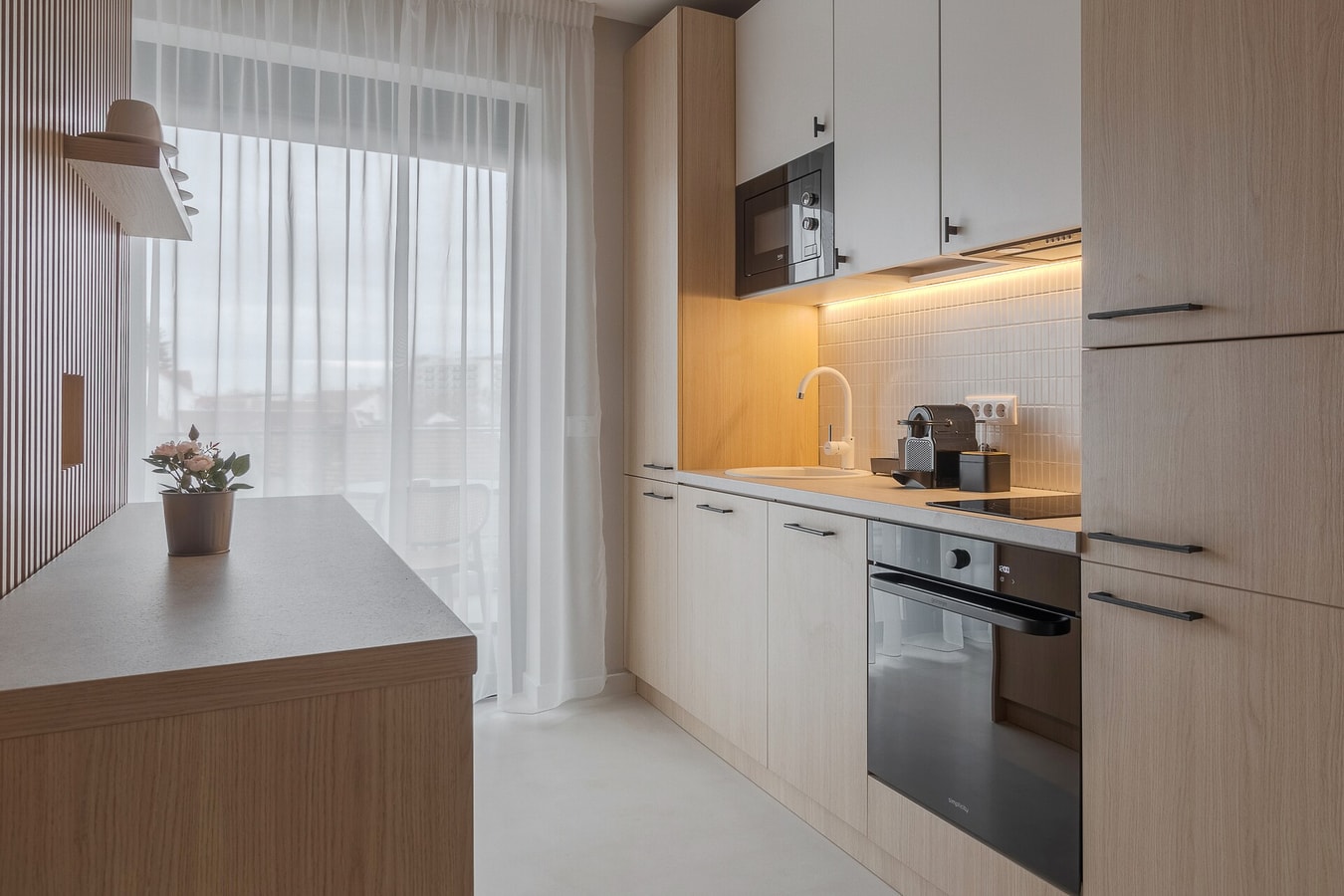 Hill View Eleven 11 FlatWhite Properties