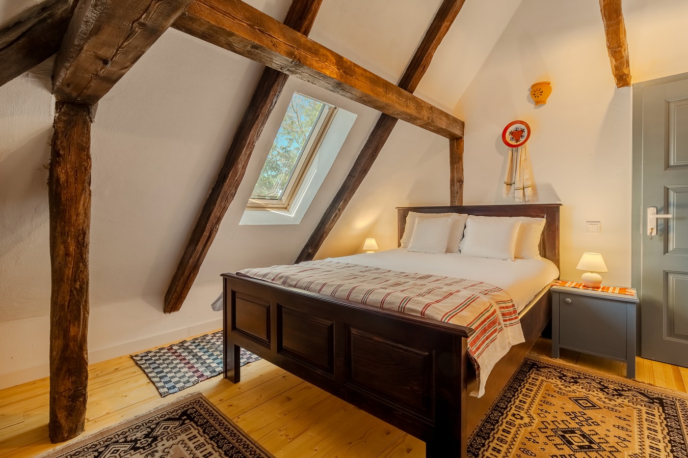Casa Veche Leheceni (8-Room Country House) 26 FlatWhite Properties