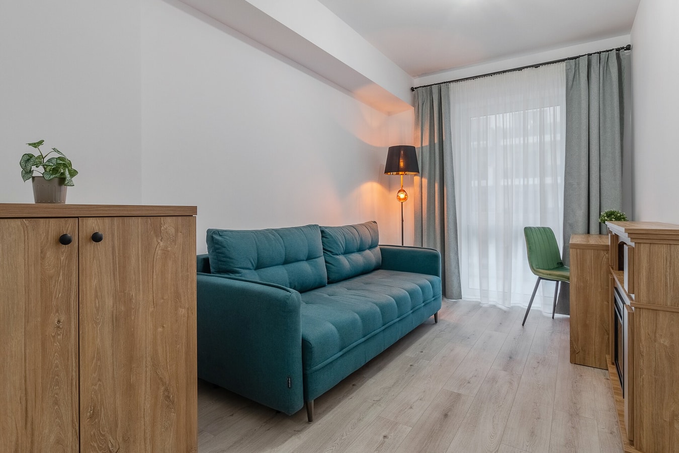 Arena Vista 11 FlatWhite Properties