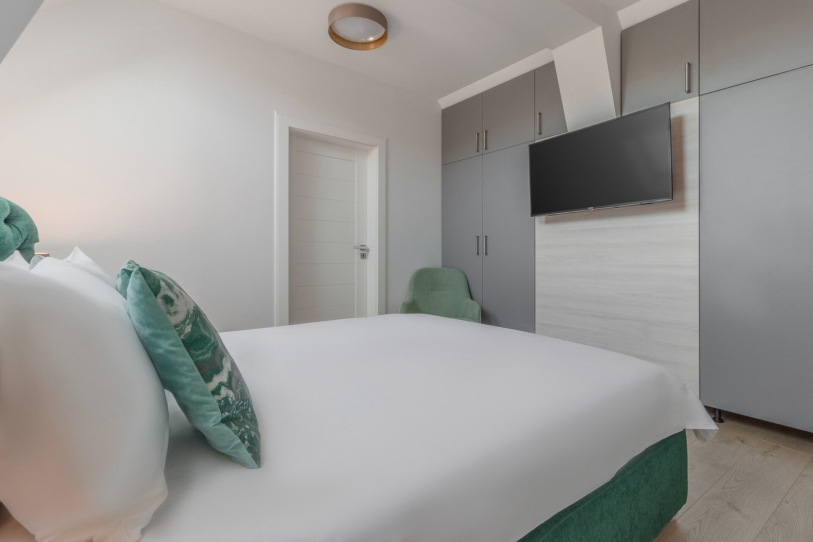 Dozsa Residence Seven 8 FlatWhite Properties