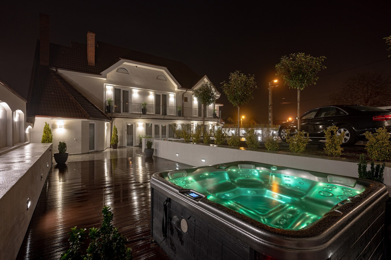 Dozsa Residence Four 19 FlatWhite Properties