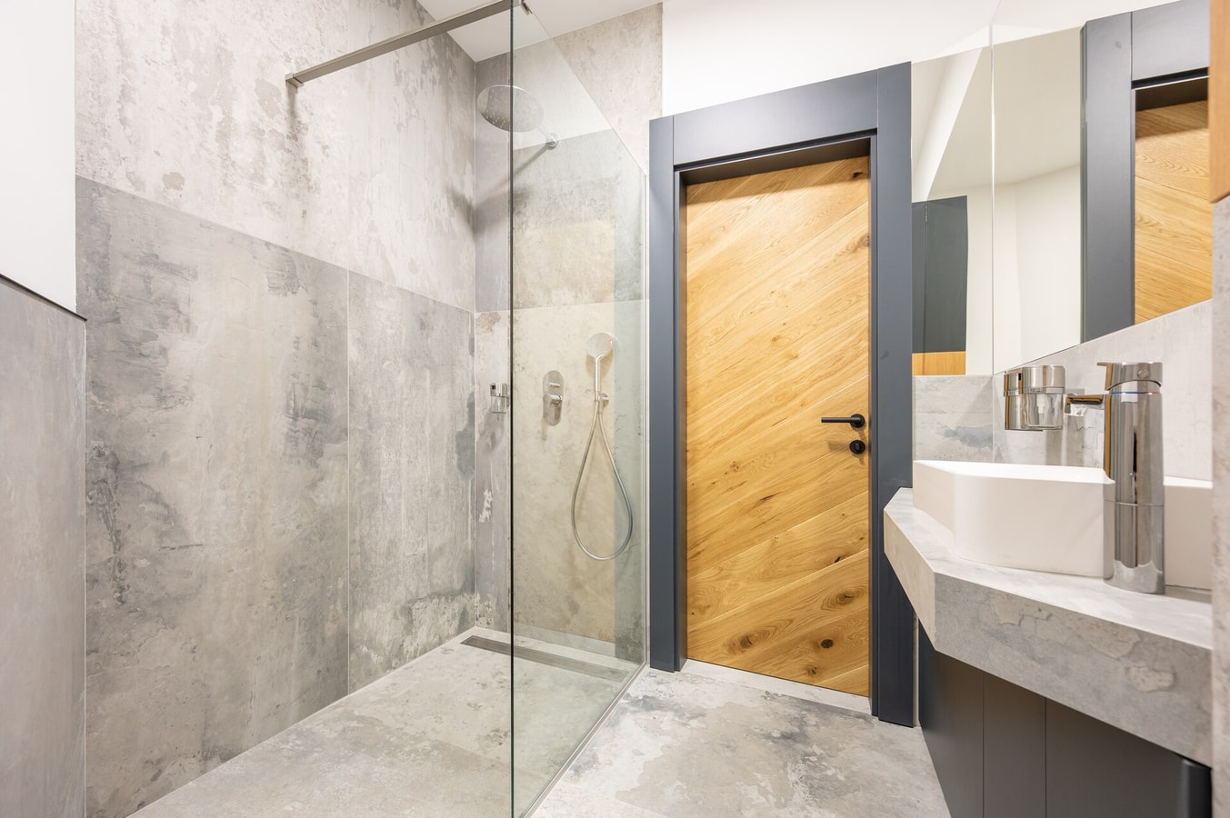 Calvin One 10 FlatWhite Properties