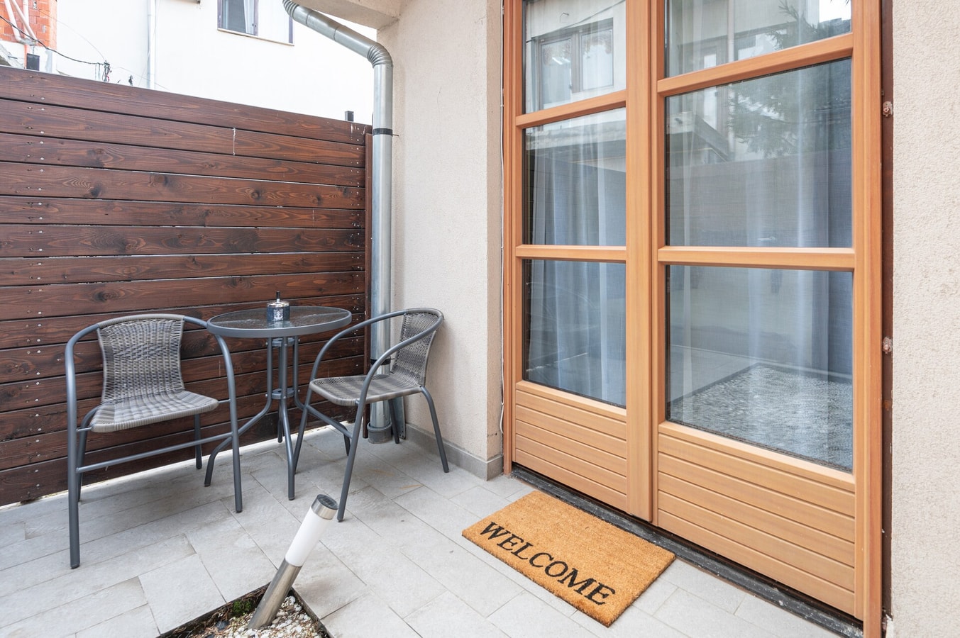 House Flat 13 FlatWhite Properties