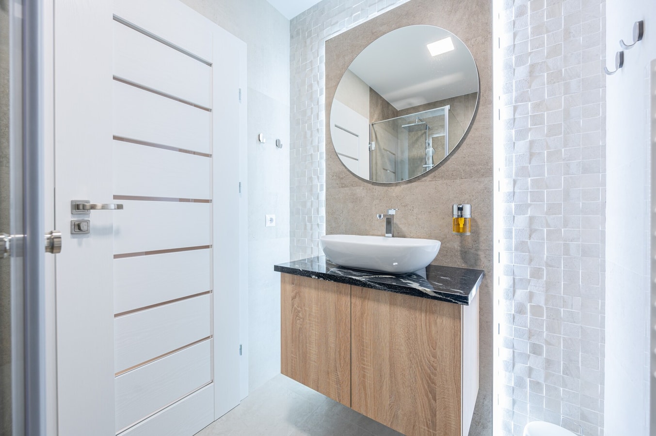 Villa Klia with jacuzzi, sauna near Baile Felix 35 FlatWhite Properties