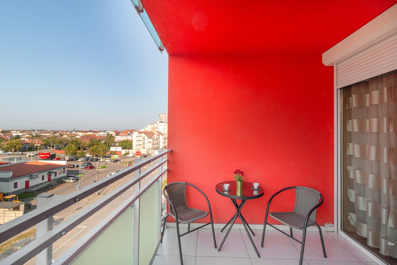 Ared Flat 11 FlatWhite Properties