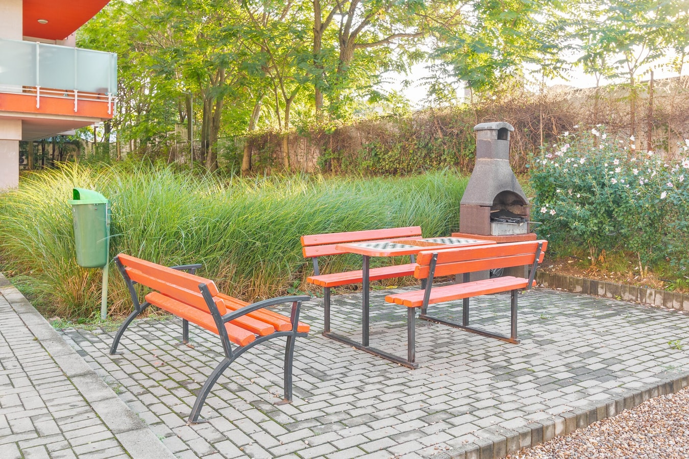 Ared Flat 9 FlatWhite Properties