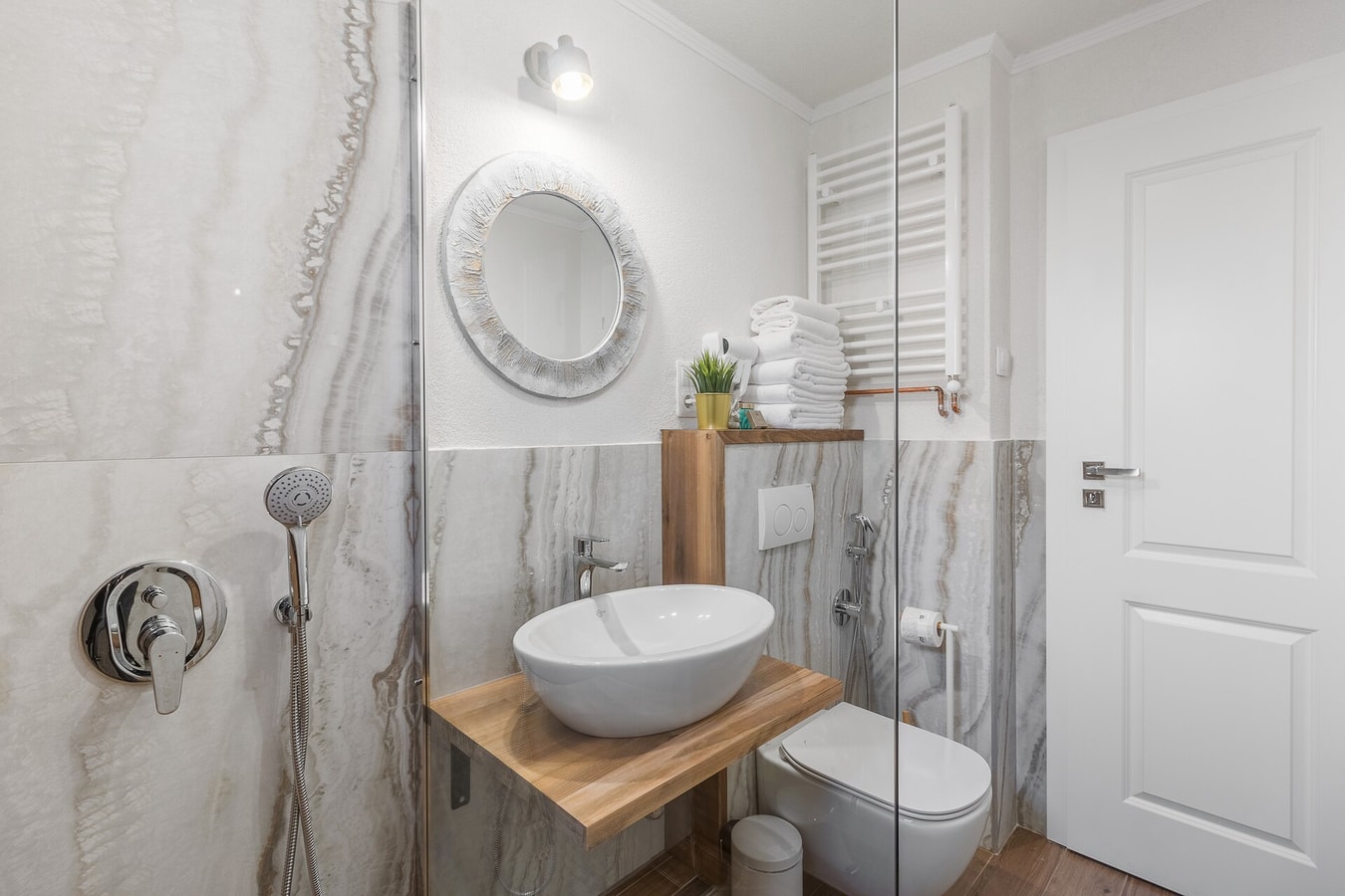 Il Falco Nero 8 FlatWhite Properties