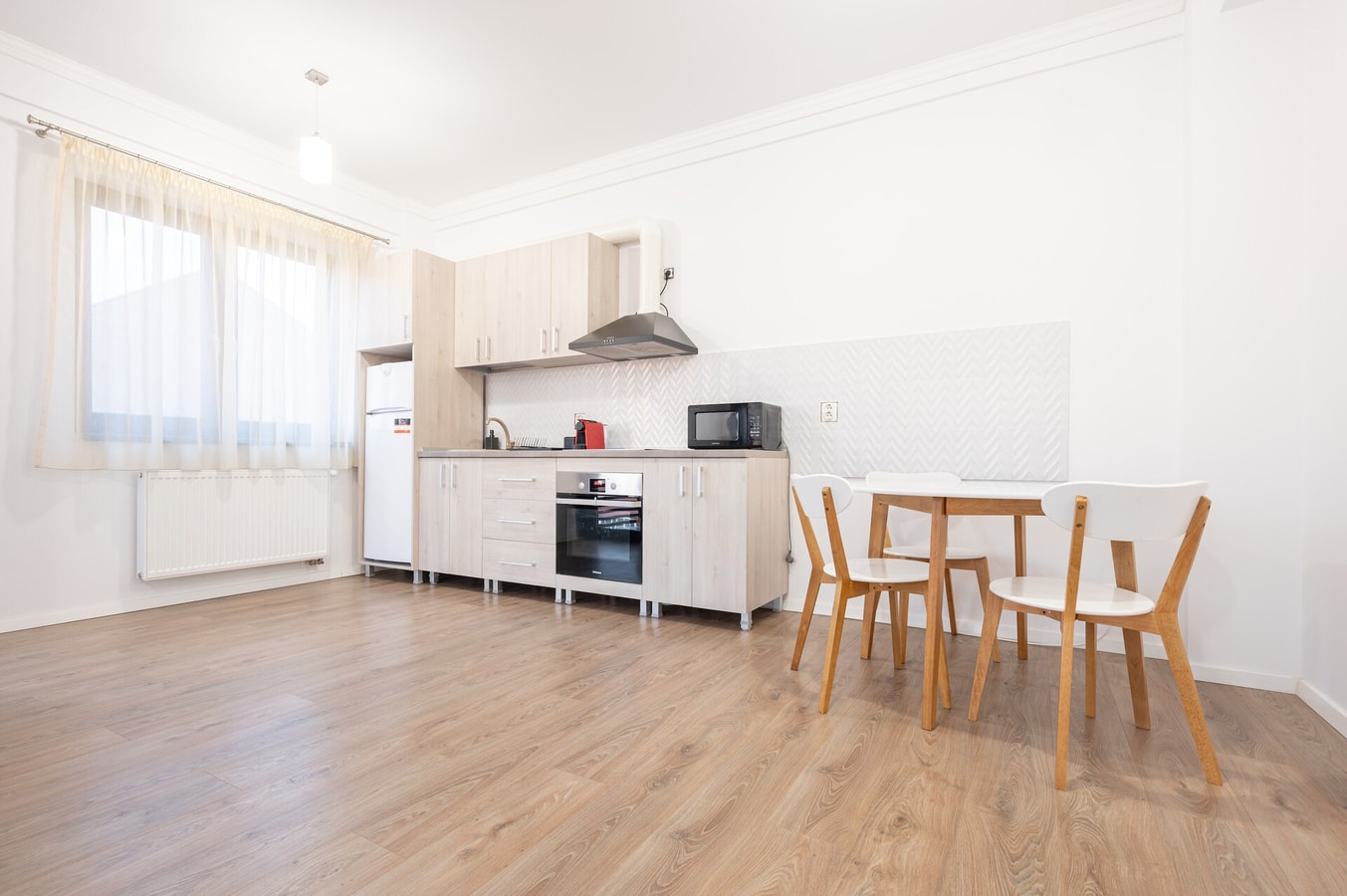 Tei 18, Two Bedrooms in City Centre near Aquapark 8 FlatWhite Properties