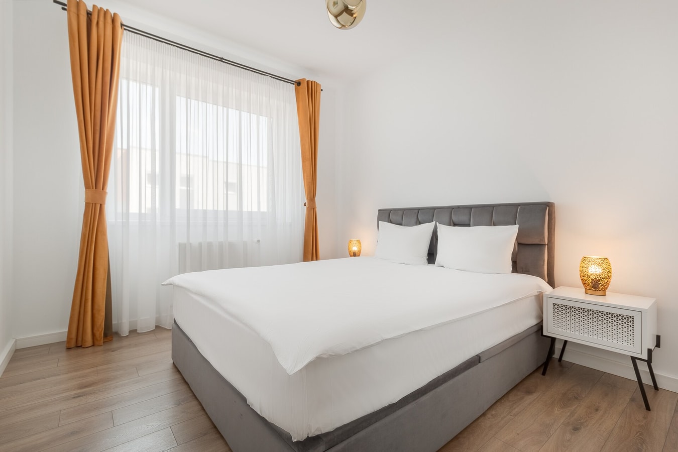 Magic Sunset 5 FlatWhite Properties