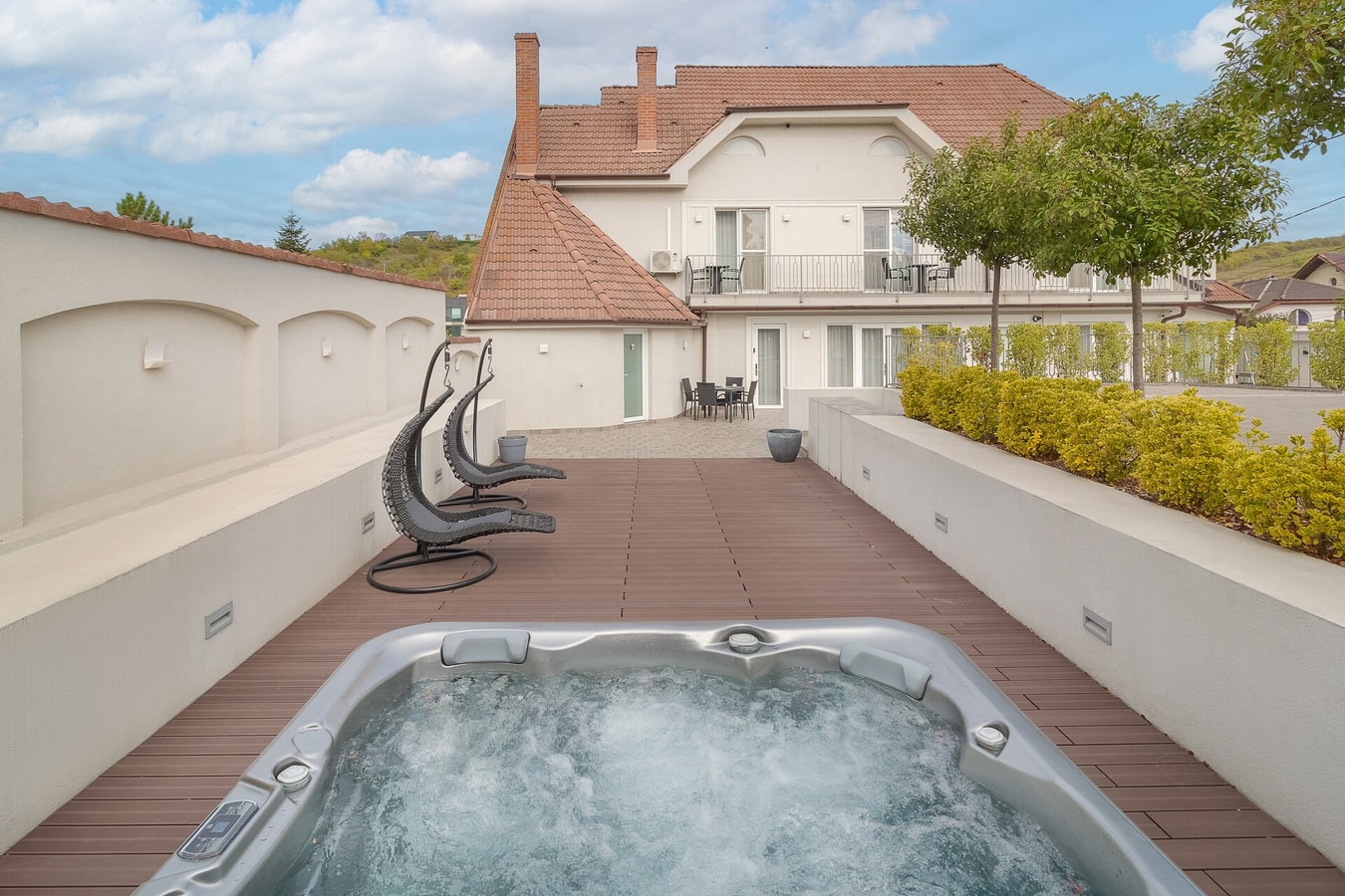 Dozsa Residence Six with private parking 21 FlatWhite Properties