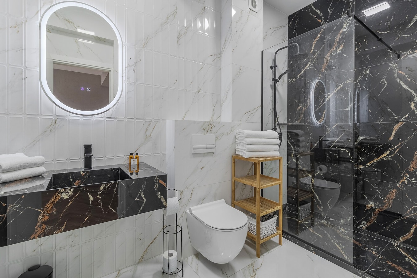 The Golden Leaf One 14 FlatWhite Properties