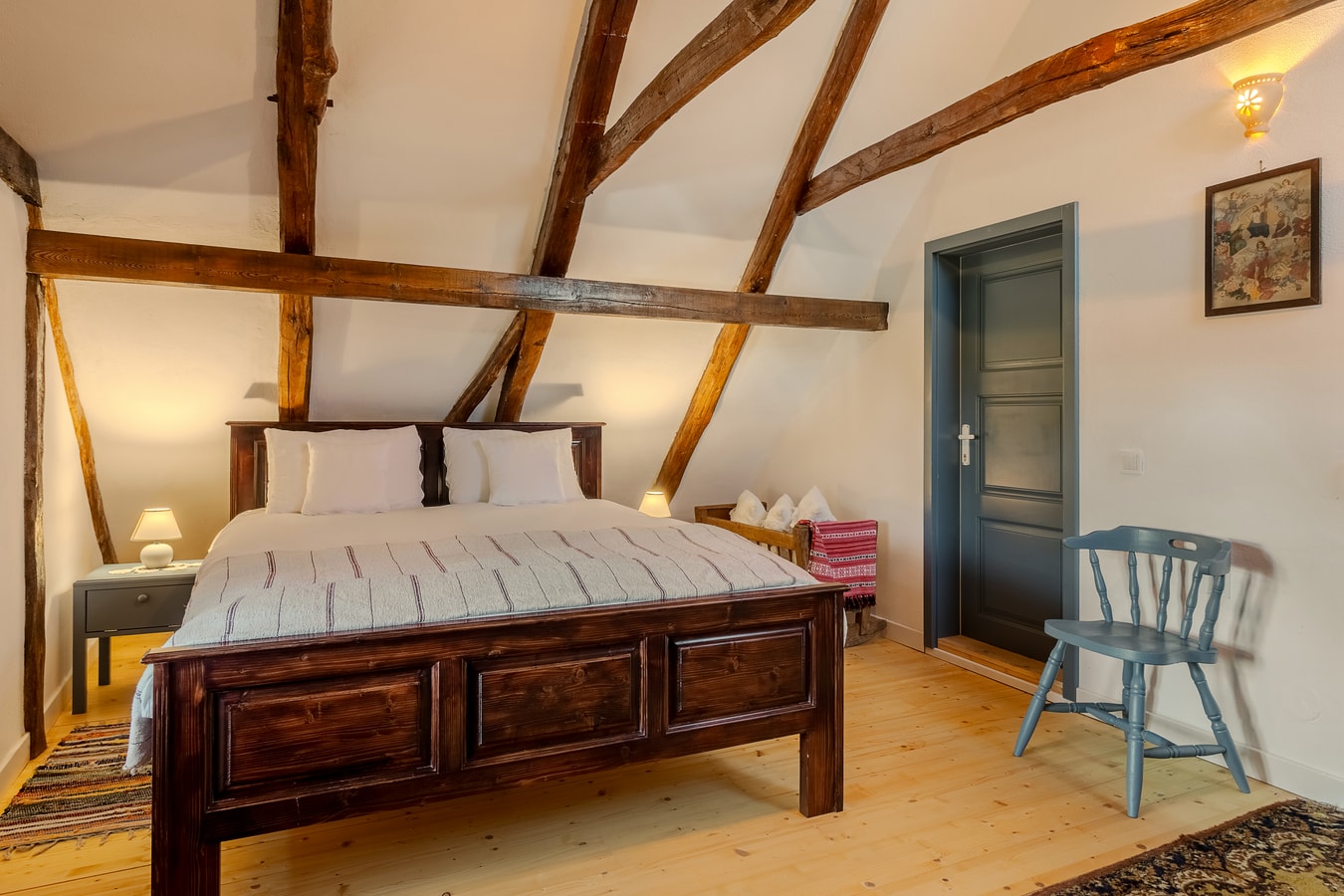 Casa Veche Leheceni (8-Room Country House) 30 FlatWhite Properties