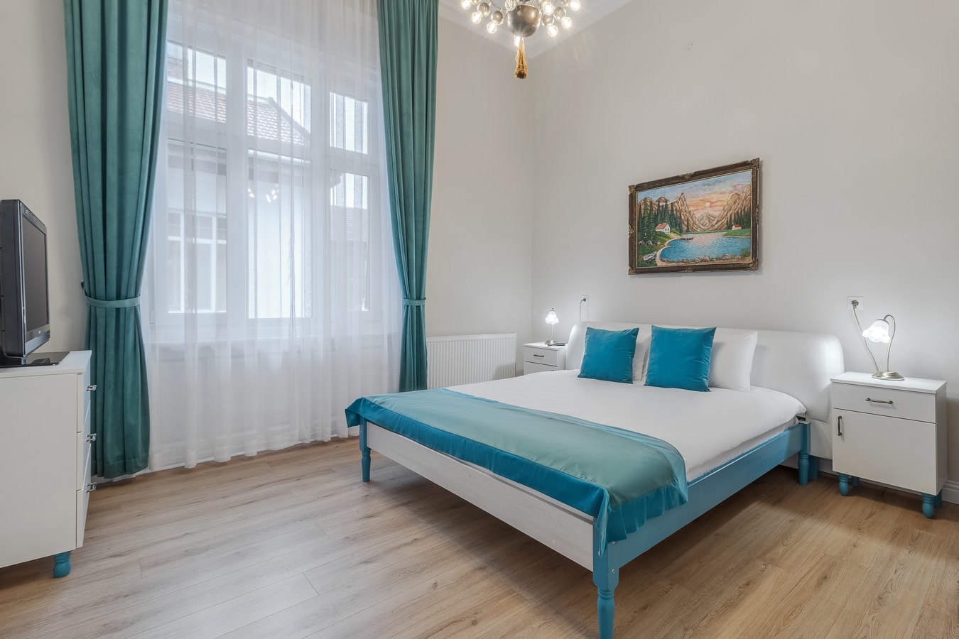 Pedestrian Bliss 11 FlatWhite Properties