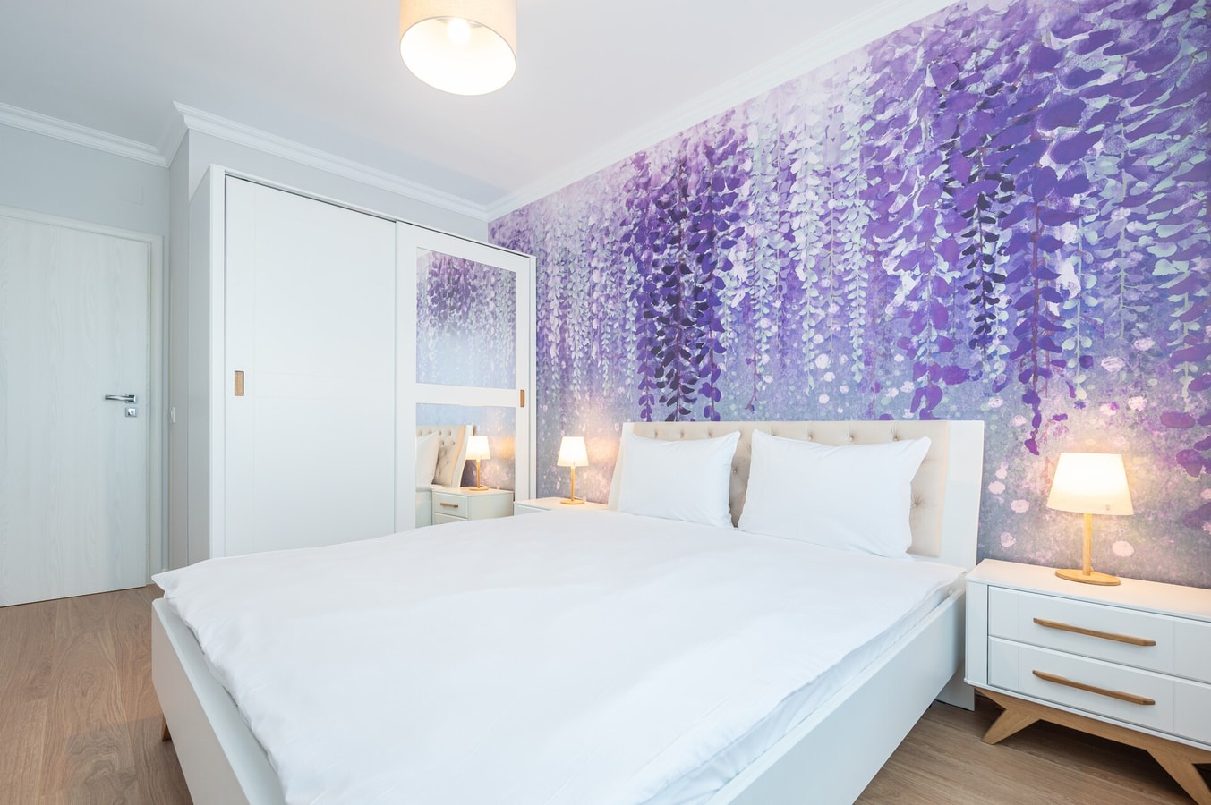 Lilla Six 5 FlatWhite Properties