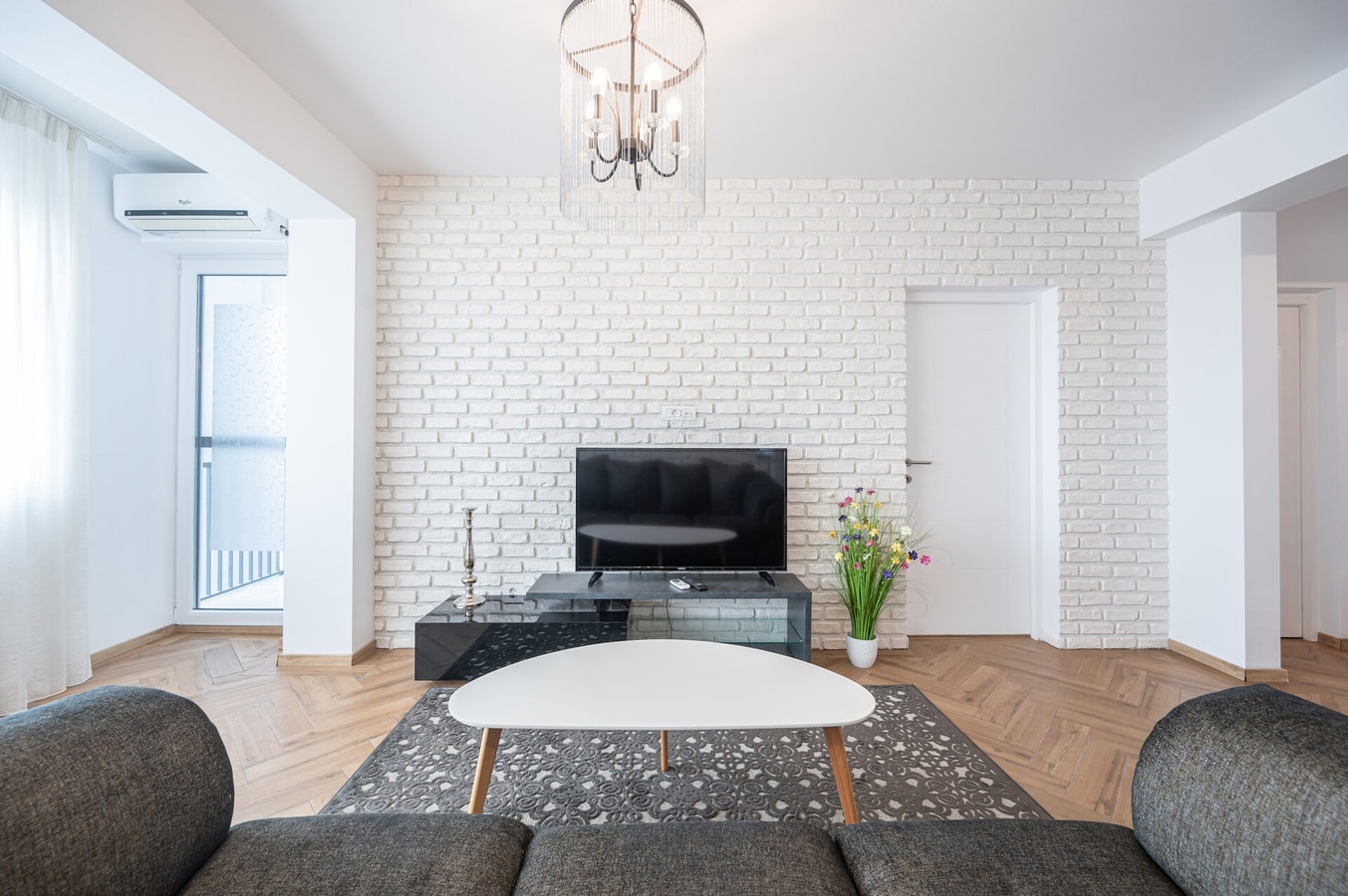 Brick Flats 806 - Smoky Bricks Flat 12 FlatWhite Properties