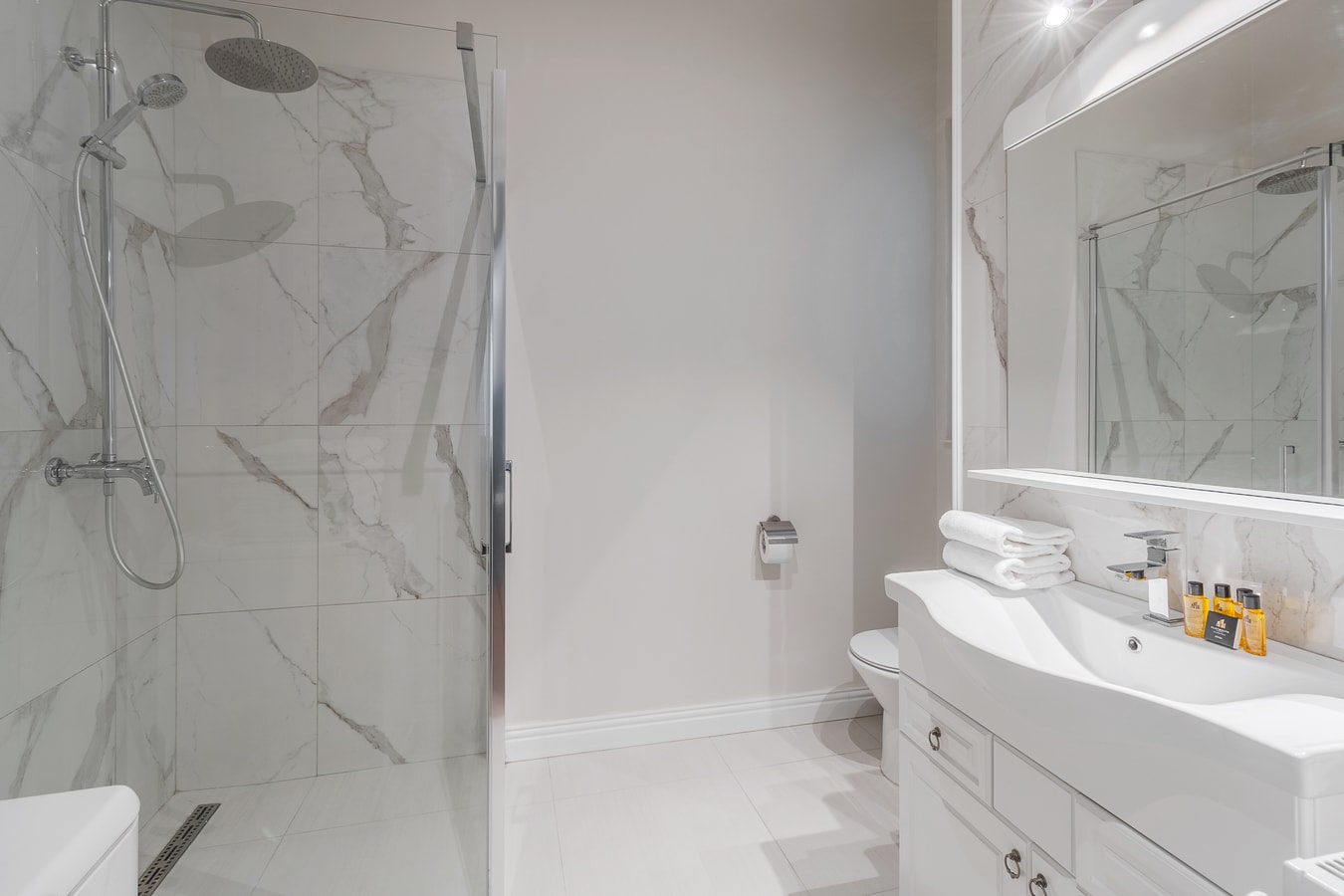 Pedestrian Bliss 13 FlatWhite Properties