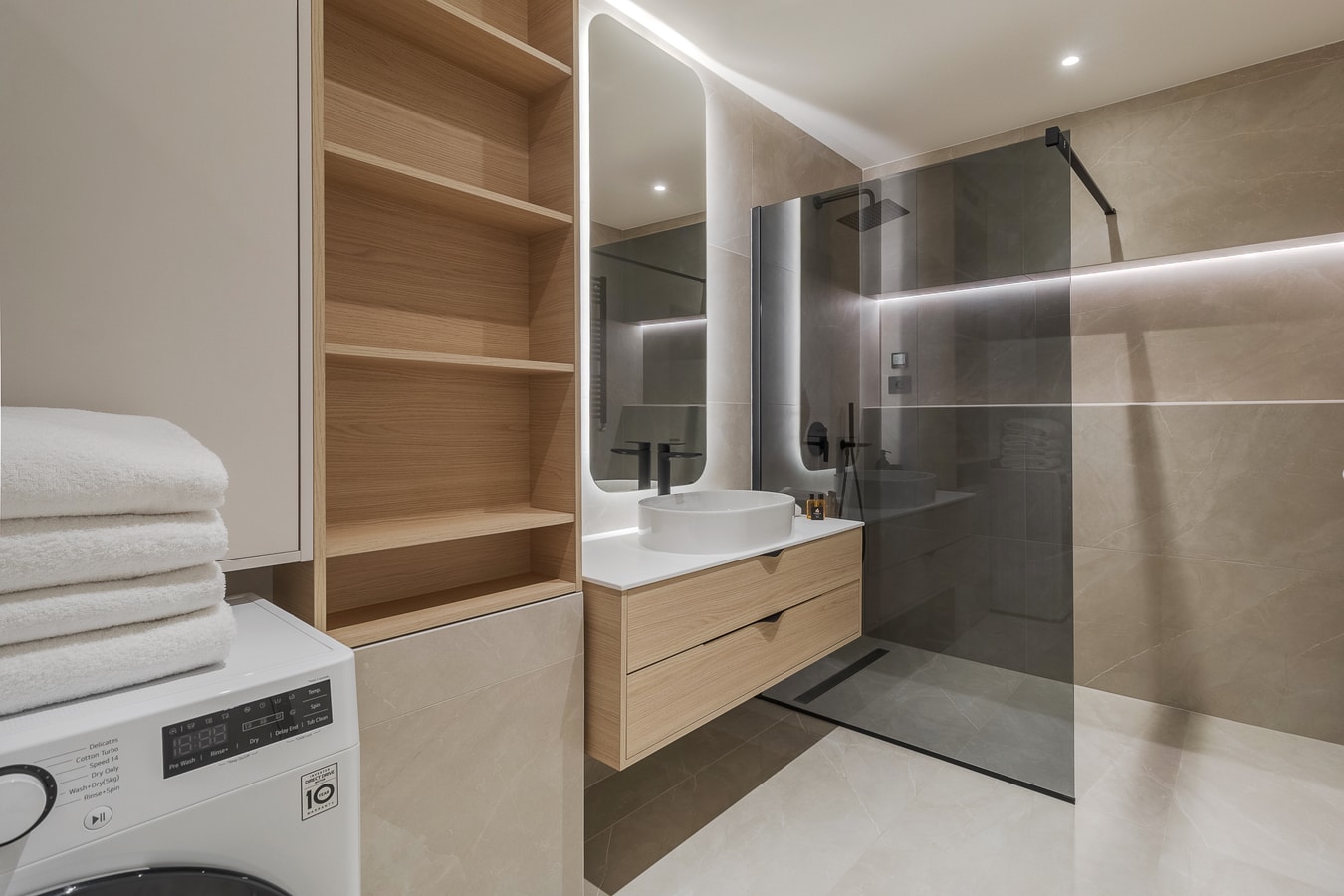 Designer Penthouse 8 FlatWhite Properties