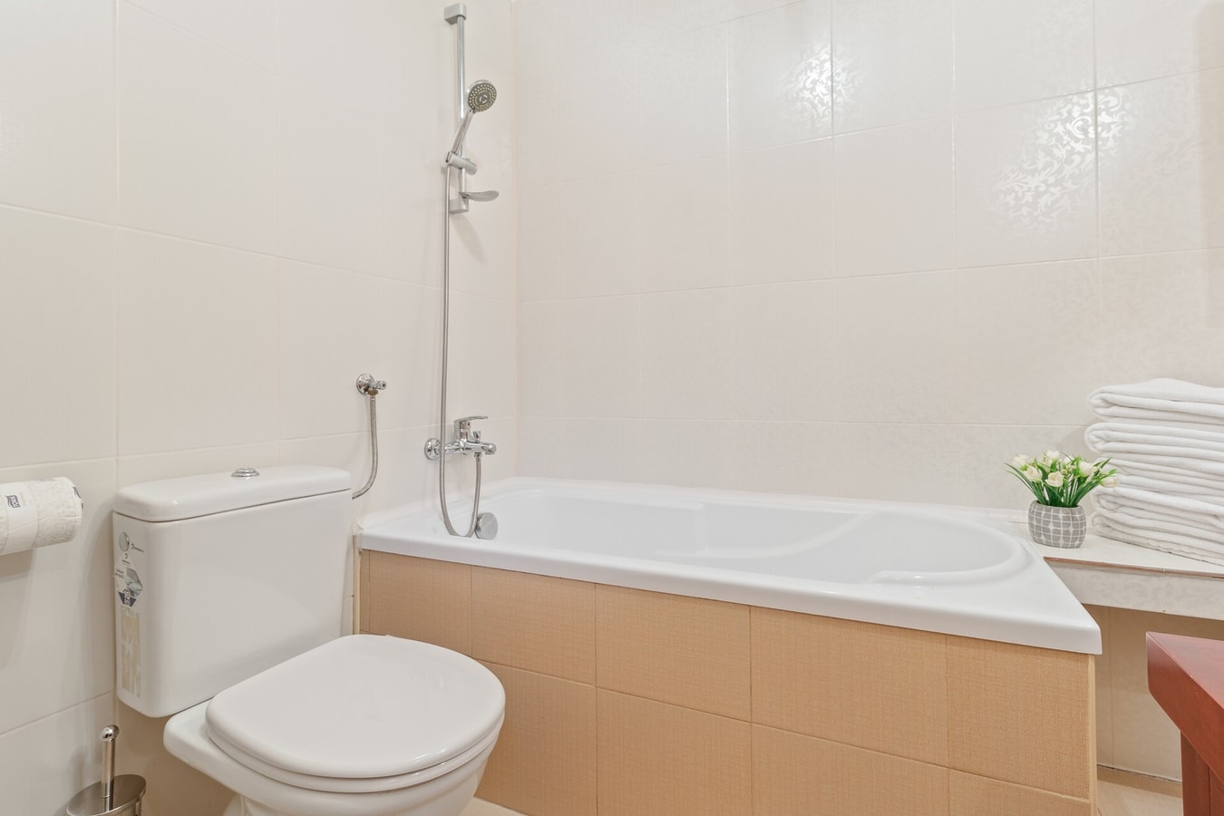 Elle Home 11 FlatWhite Properties