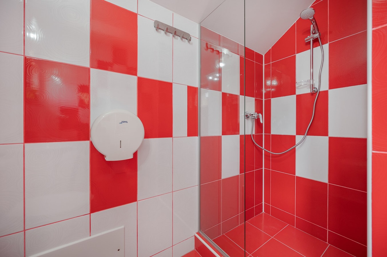 Tei Inn 35 FlatWhite Properties